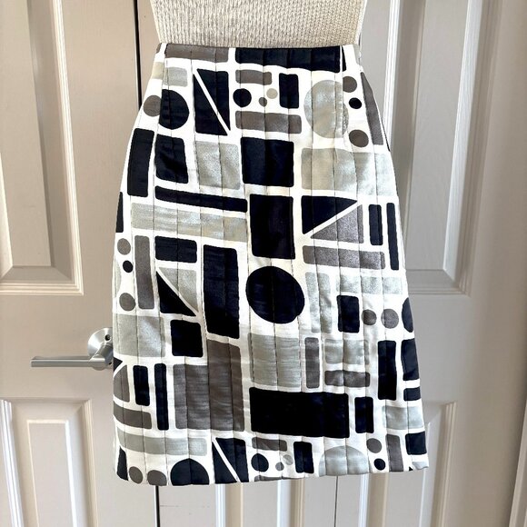 Poleci Geometric Quilted A-Line Skirt – Modern Retro Statement Piece. 2 - Picture 1 of 9